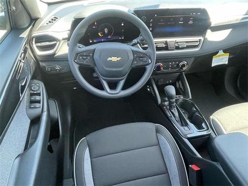 2025 Chevrolet Trailblazer LS