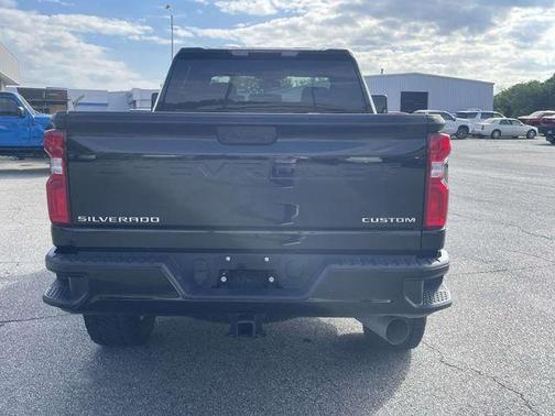 Mosaic Black Metallic 2021 Chevrolet Silverado 2500 Custom