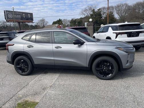 Sterling Gray Metallic 2026 Chevrolet Trax ACTIV