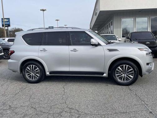 2023 Nissan Armada SL