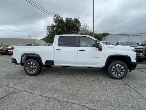 2026 Chevrolet Silverado 2500 Custom
