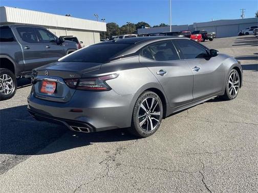 2021 Nissan Maxima SV