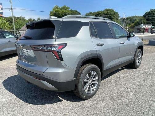 Sterling Gray Metallic 2026 Chevrolet Equinox LT