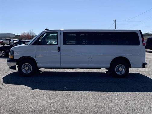 2024 Chevrolet Express 3500 LT