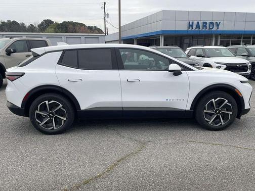 Summit White 2026 Chevrolet Equinox EV LT 1