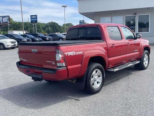 Barcelona Red Metallic 2015 Toyota Tacoma