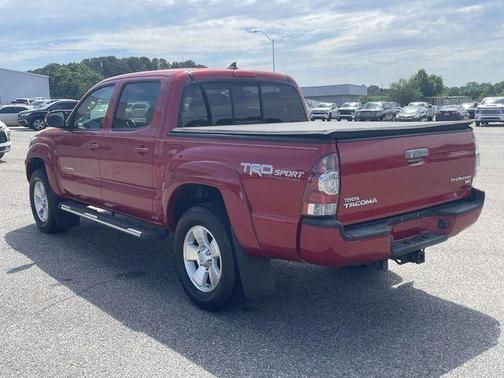 Barcelona Red Metallic 2015 Toyota Tacoma