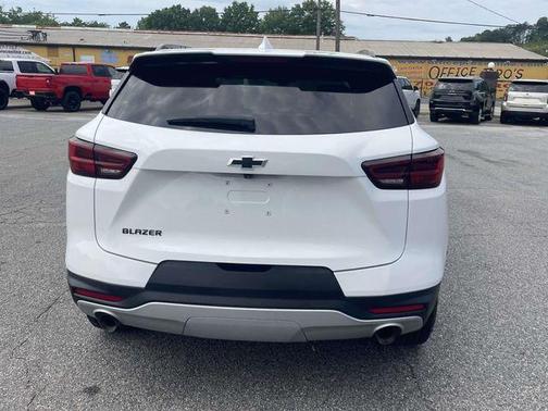 Summit White 2024 Chevrolet Blazer LT