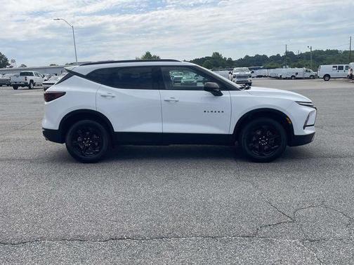 Summit White 2024 Chevrolet Blazer LT