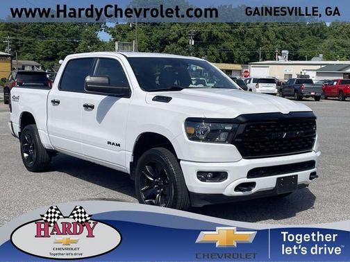 Bright White Clearcoat 2023 RAM 1500 Big Horn