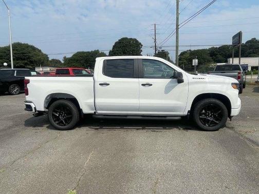 Summit White 2026 Chevrolet Silverado 1500 Custom