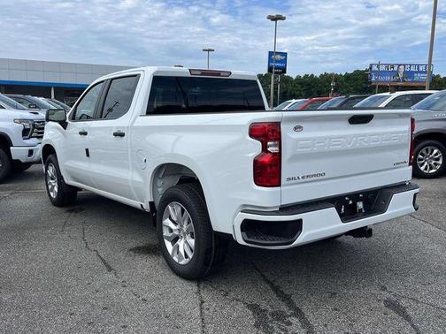 Summit White 2026 Chevrolet Silverado 1500 Custom