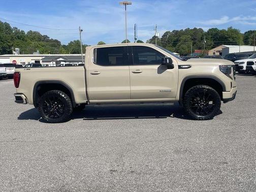 Desert Sand Metallic 2022 GMC Sierra 1500 Elevation