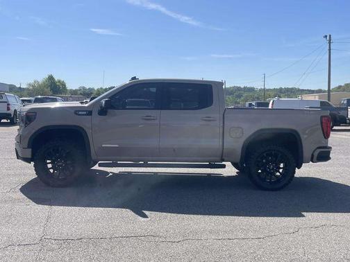 Desert Sand Metallic 2022 GMC Sierra 1500 Elevation