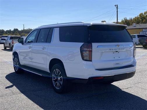 2024 Chevrolet Suburban LS