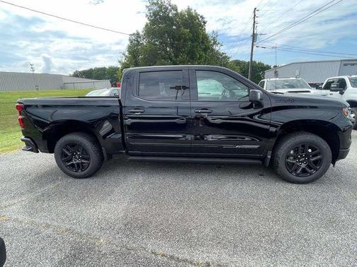 Black 2026 Chevrolet Silverado 1500 High Country