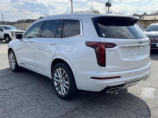 2023 Cadillac XT6 Premium Luxury FWD