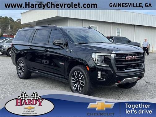 2023 GMC Yukon XL AT4