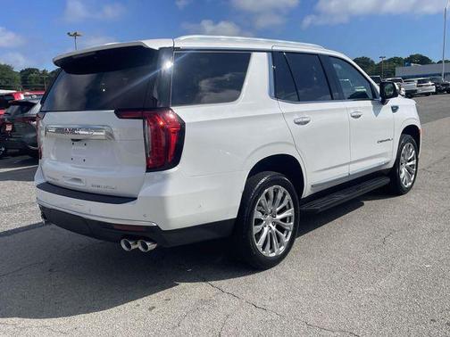 White Frost Tri-Coat 2024 GMC Yukon Denali