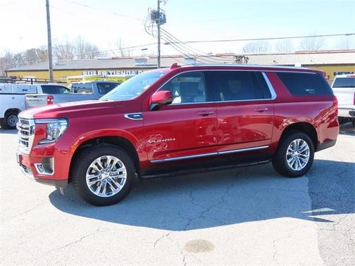 2023 GMC Yukon XL SLT