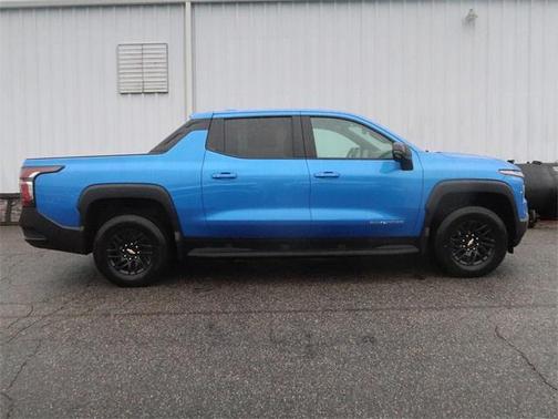 2025 Chevrolet Silverado EV LT