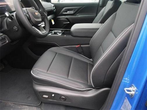 2025 Chevrolet Silverado EV LT