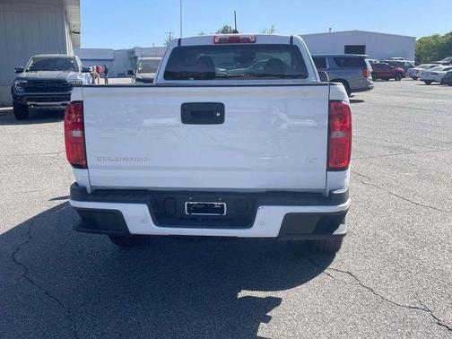 Summit White 2022 Chevrolet Colorado LT
