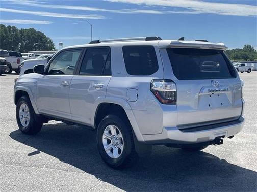 2024 Toyota 4Runner SR5