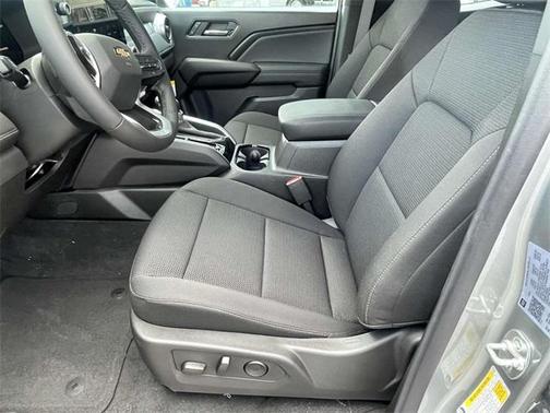 2025 Chevrolet Colorado LT