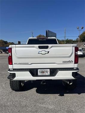 2023 Chevrolet Silverado 3500 High Country