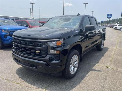 2025 Chevrolet Silverado 1500 Custom