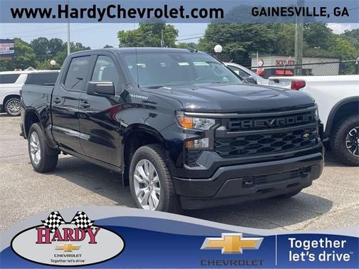 2025 Chevrolet Silverado 1500 Custom