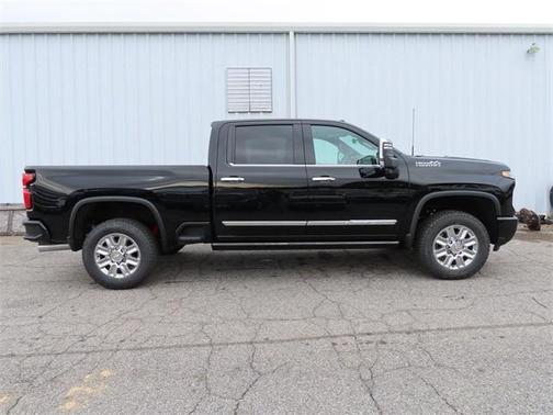 2025 Chevrolet Silverado 3500 High Country