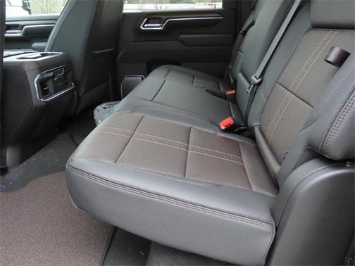 2025 Chevrolet Silverado 3500 High Country