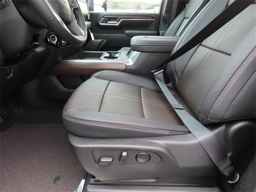 2025 Chevrolet Silverado 3500 High Country