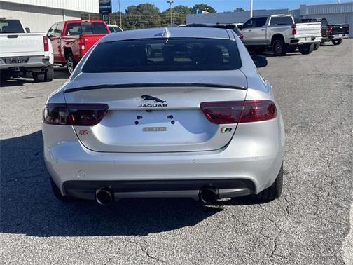 2017 Jaguar XE 35t R-Sport