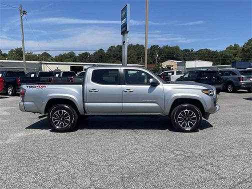 2022 Toyota Tacoma 
