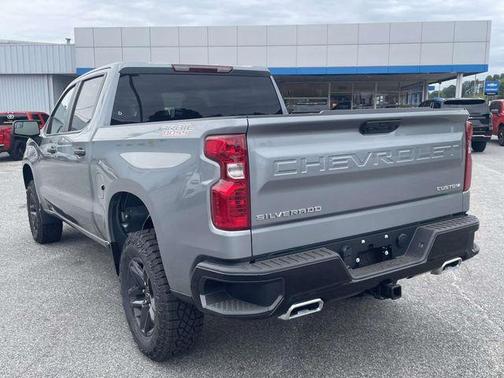 Sterling Gray Metallic 2026 Chevrolet Silverado 1500 Custom Trail Boss