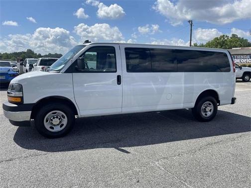 2024 Chevrolet Express 3500 LT