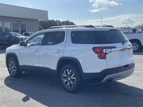 2022 GMC Acadia SLE