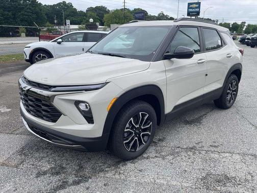 White Sand 2026 Chevrolet Trailblazer ACTIV