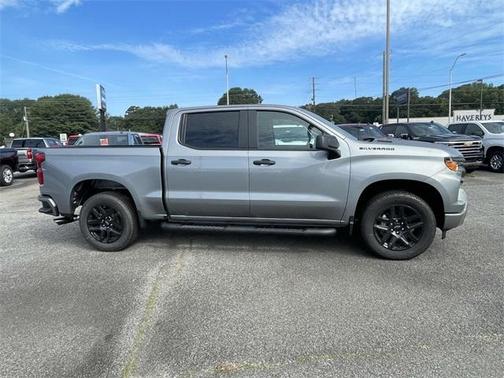 2025 Chevrolet Silverado 1500 Custom