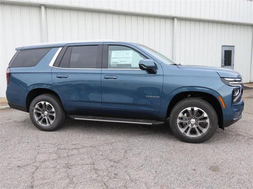 2025 Chevrolet Tahoe LS