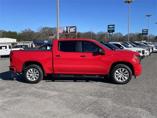 2025 Chevrolet Silverado 1500 Custom