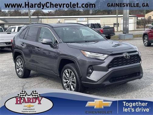 2022 Toyota RAV4 XLE Premium