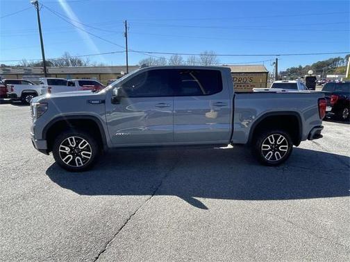2024 GMC Sierra 1500 AT4