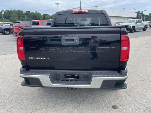 Black 2022 Chevrolet Colorado WT