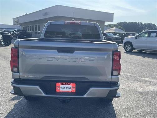 2024 Chevrolet Colorado LT