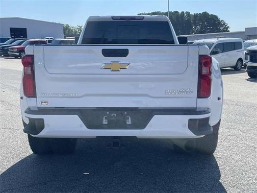 2022 Chevrolet Silverado 3500 High Country