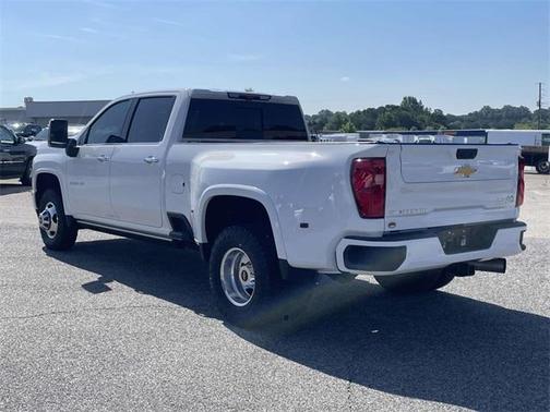 2022 Chevrolet Silverado 3500 High Country